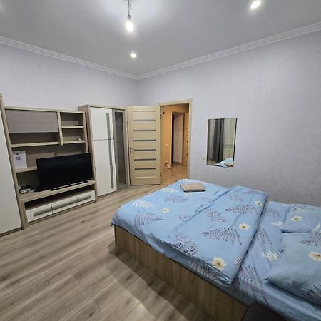 White New Apartments Ultracentral 2-Rooms In The Heart Chişinău Esterno foto