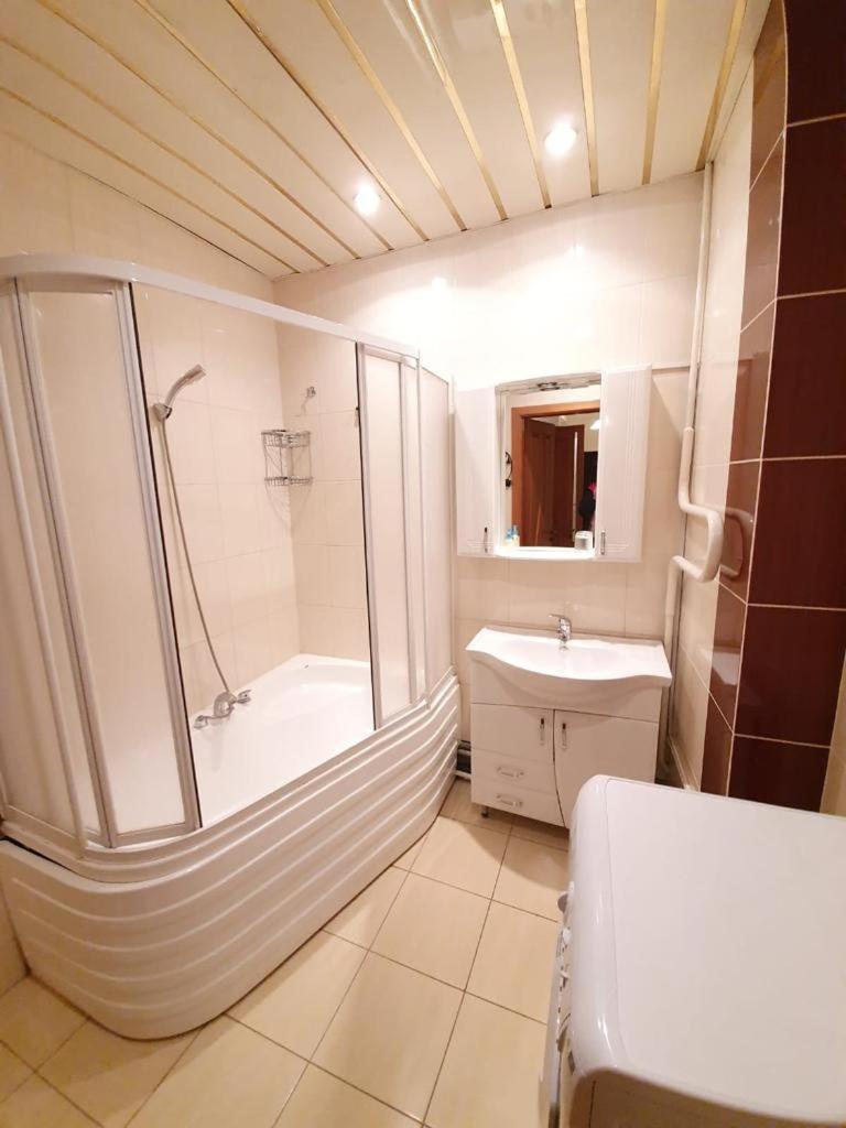 White New Apartments Ultracentral 2-Rooms In The Heart Chişinău Esterno foto